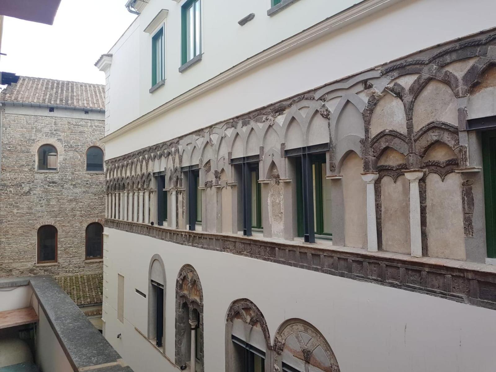La Maison Bouganville Salerno Zewnętrze zdjęcie