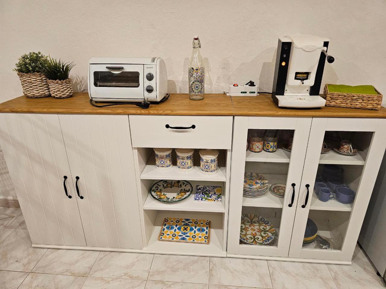La Maison Bouganville Salerno Zewnętrze zdjęcie