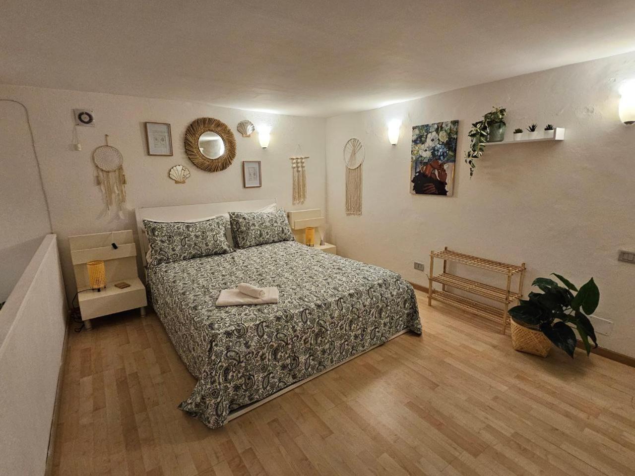 La Maison Bouganville Salerno Zewnętrze zdjęcie