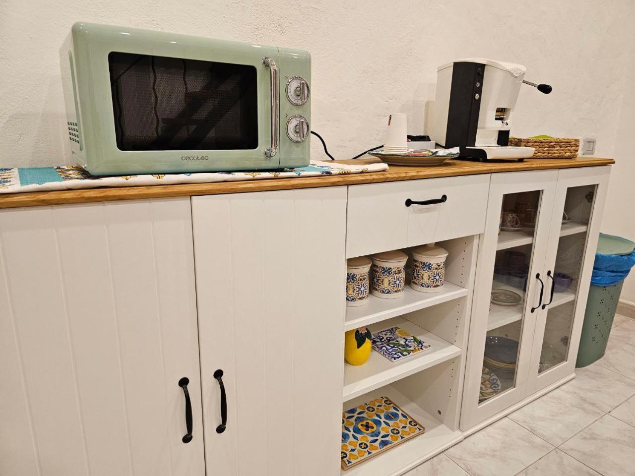 La Maison Bouganville Salerno Zewnętrze zdjęcie