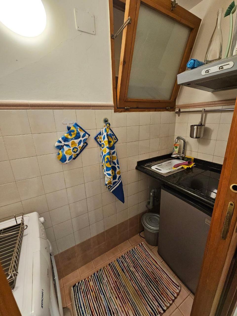 La Maison Bouganville Salerno Zewnętrze zdjęcie